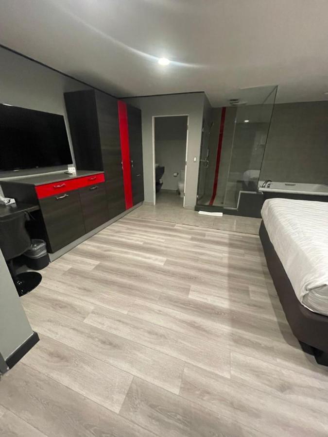 Astro Pasadena Hotel Eksteriør billede